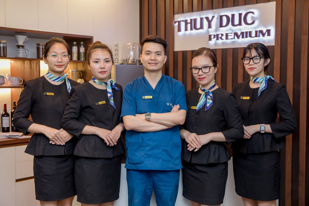 Niềng răng invisalign - Nha khoa Thúy Đức