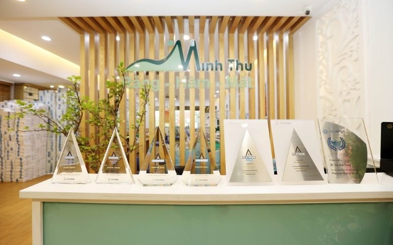 Niềng răng invisalign - Nha khoa Minh Thu